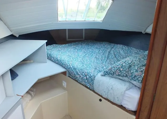 Bateau-hôtel Nuits Insolites Sur Un Bateau Saint-Hilaire-la-Palud